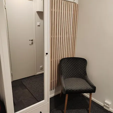 Kauppakatu 57 - 8 *